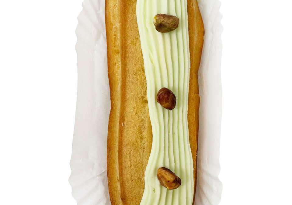 Pistachio Eclair